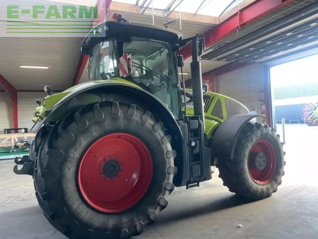 Trattore CLAAS axion 930 cmatic: foto 19 Trattore CLAAS axion 930 cmatic: foto 19