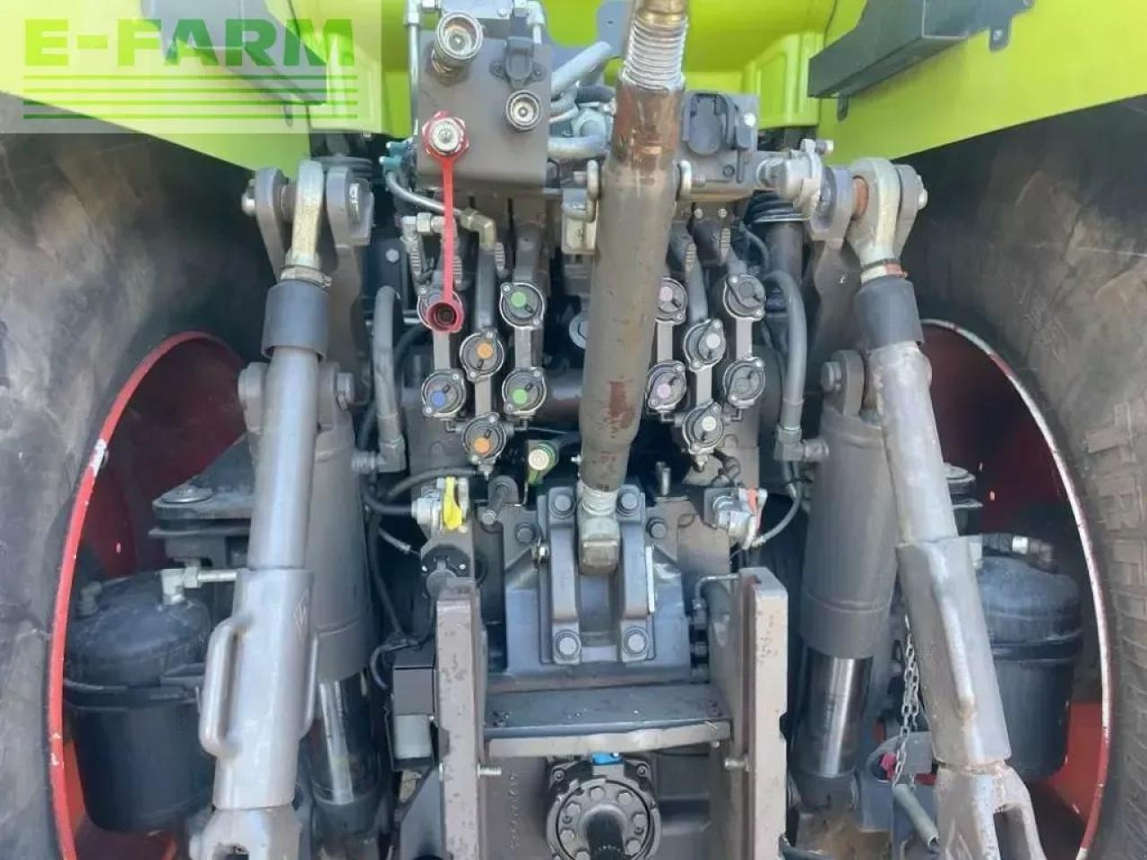 Trattore CLAAS axion 930 cmatic: foto 11 Trattore CLAAS axion 930 cmatic: foto 11