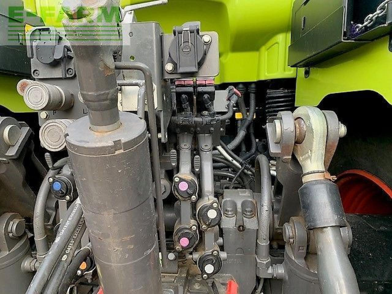 Trattore CLAAS axion 930 cmatic cebis CMATIC CEBIS: foto 9 Trattore CLAAS axion 930 cmatic cebis CMATIC CEBIS: foto 9