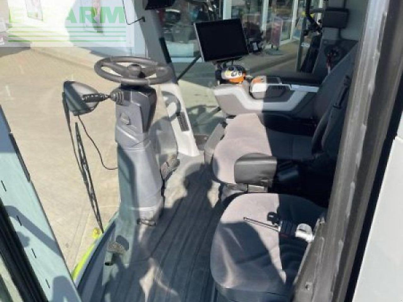 CLAAS gebr. mähdrescher lexion7500tt - Mietitrebbia: foto 4 CLAAS gebr. mähdrescher lexion7500tt - Mietitrebbia: foto 4