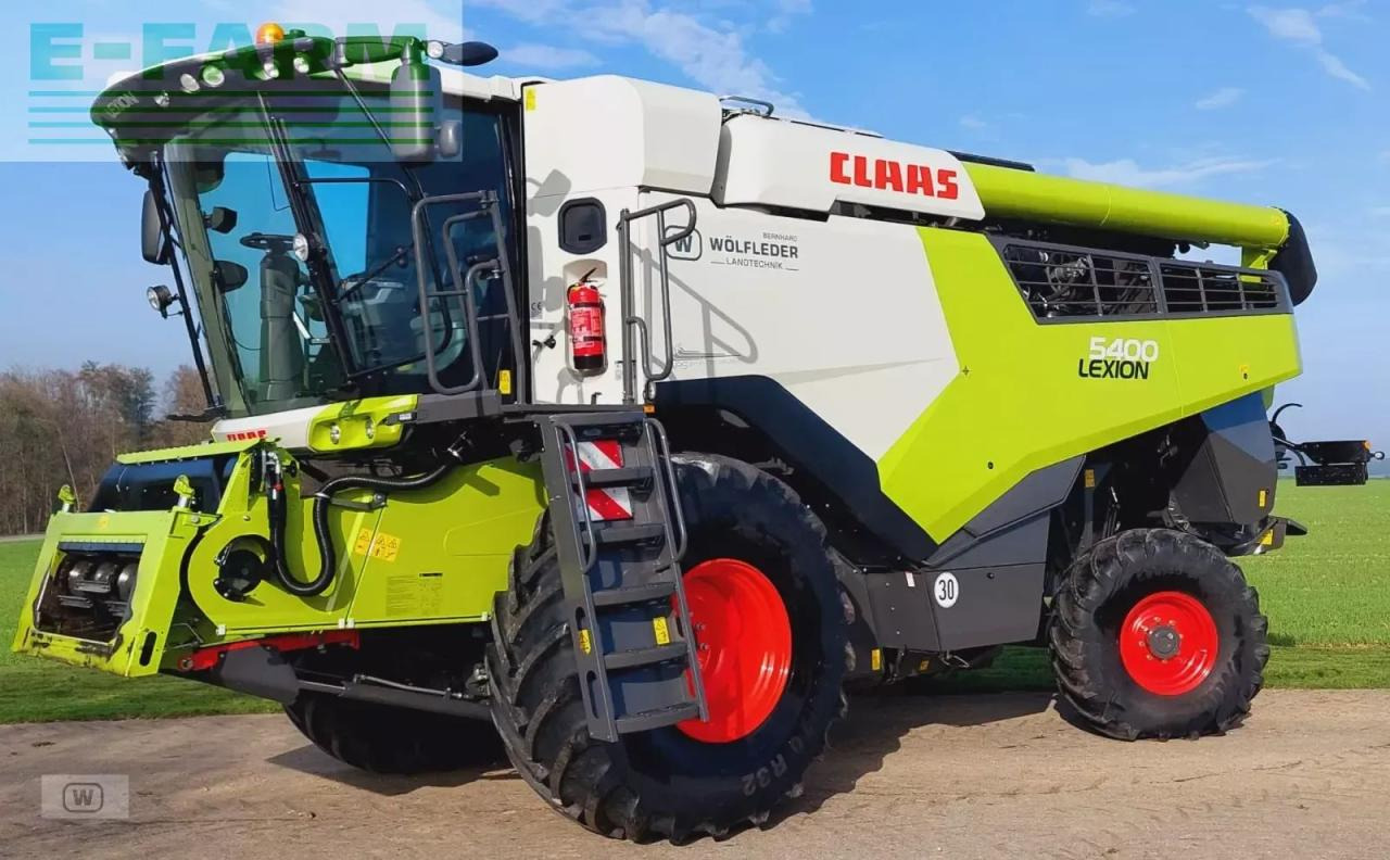 CLAAS lexion 5400 - Mietitrebbia: foto 1 CLAAS lexion 5400 - Mietitrebbia: foto 1