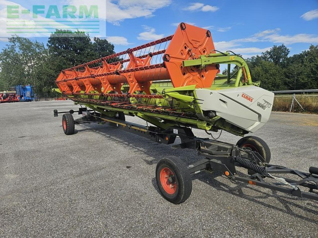CLAAS vario 770 + rapstrenner + transportwagen - Barra di taglio per grano: foto 3 CLAAS vario 770 + rapstrenner + transportwagen - Barra di taglio per grano: foto 3
