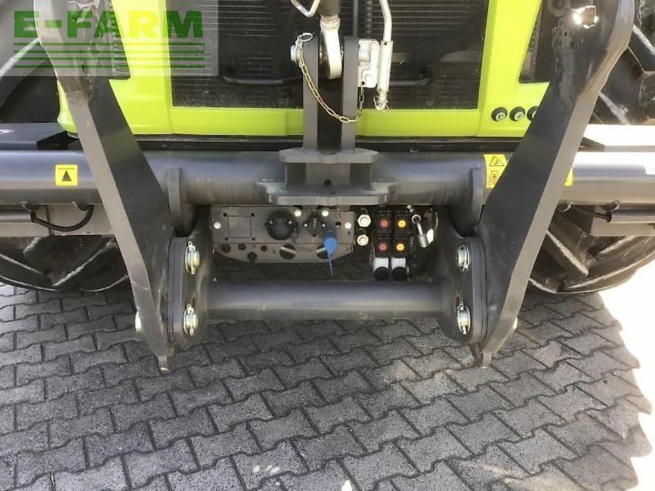 CLAAS xerion 4200 trac TRAC - Trattore: foto 3 CLAAS xerion 4200 trac TRAC - Trattore: foto 3