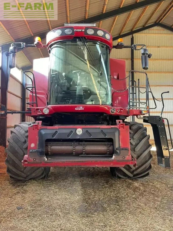 Case-IH 8010 - Mietitrebbia: foto 3 Case-IH 8010 - Mietitrebbia: foto 3