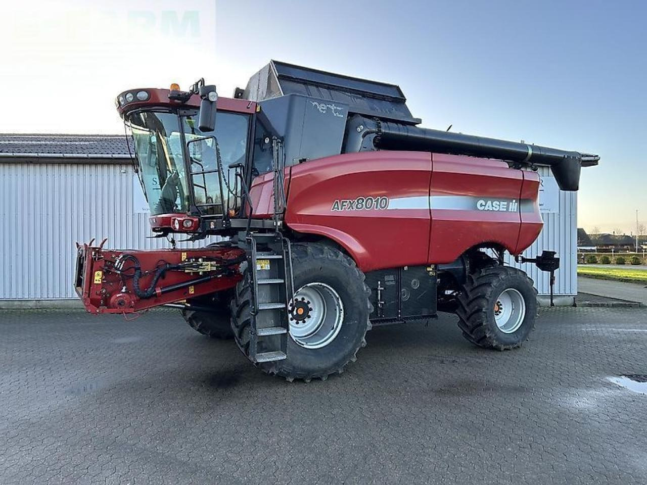 Case-IH 8010 mejetærsker - Mietitrebbia: foto 1 Case-IH 8010 mejetærsker - Mietitrebbia: foto 1