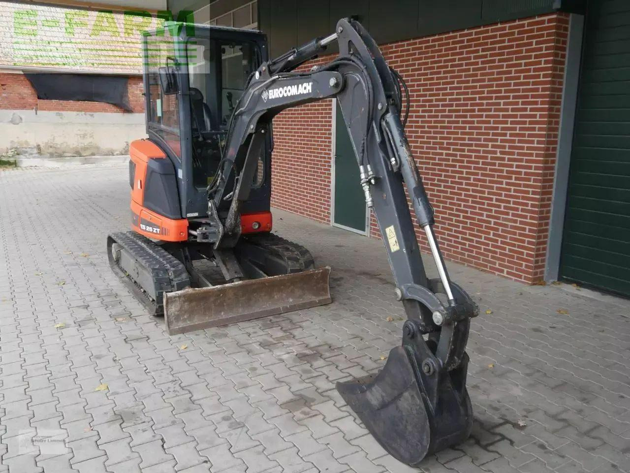 Case-IH eurocomach es25zt - Miniescavatore: foto 2 Case-IH eurocomach es25zt - Miniescavatore: foto 2