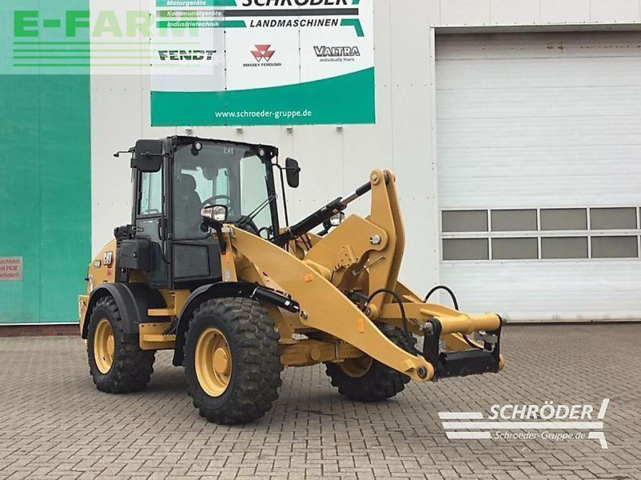 Caterpillar 908 hl-14 - Miniescavatore: foto 1 Caterpillar 908 hl-14 - Miniescavatore: foto 1