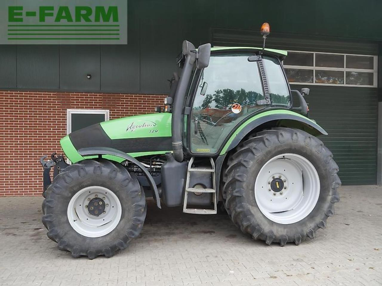Deutz-Fahr agrotron 120 new nur 2350 std. - Trattore: foto 5 Deutz-Fahr agrotron 120 new nur 2350 std. - Trattore: foto 5