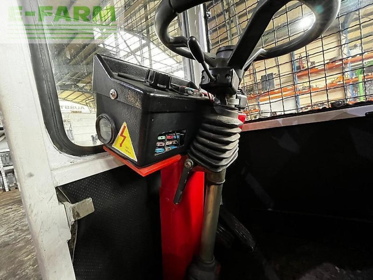 Farma sf30 diesel-seitenstapler - Carrello elevatore: foto 5 Farma sf30 diesel-seitenstapler - Carrello elevatore: foto 5