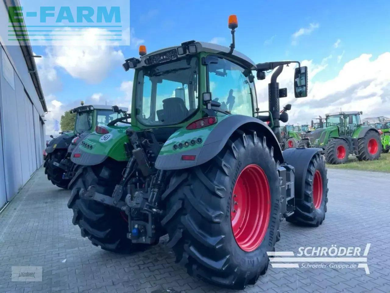 Fendt 724 s4 profi plus - Trattore: foto 3 Fendt 724 s4 profi plus - Trattore: foto 3
