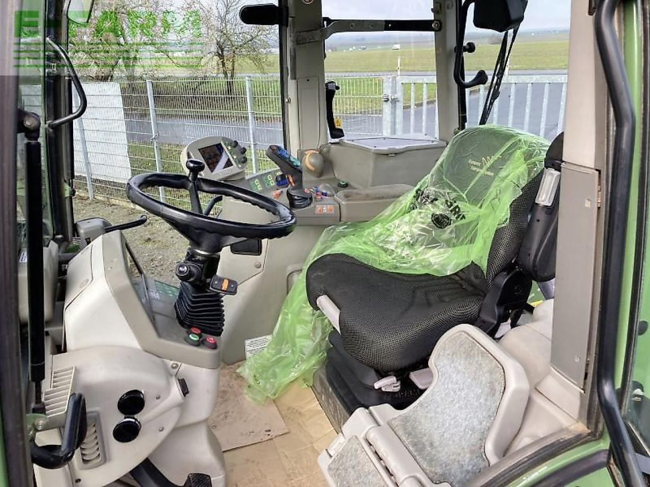 Trattore Fendt 820 vario: foto 14