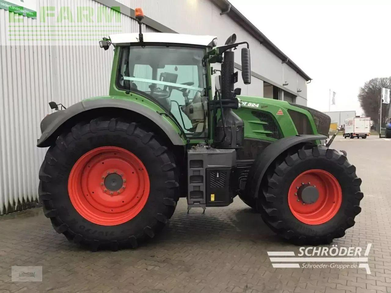 Fendt 824 s4 profi plus - Trattore: foto 2 Fendt 824 s4 profi plus - Trattore: foto 2