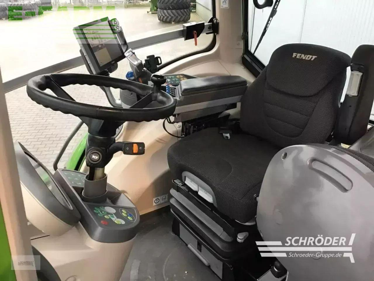 Fendt 824 s4 profi plus - Trattore: foto 5 Fendt 824 s4 profi plus - Trattore: foto 5