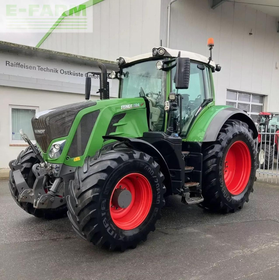 Fendt 824 s4 profiplus - Trattore: foto 1 Fendt 824 s4 profiplus - Trattore: foto 1