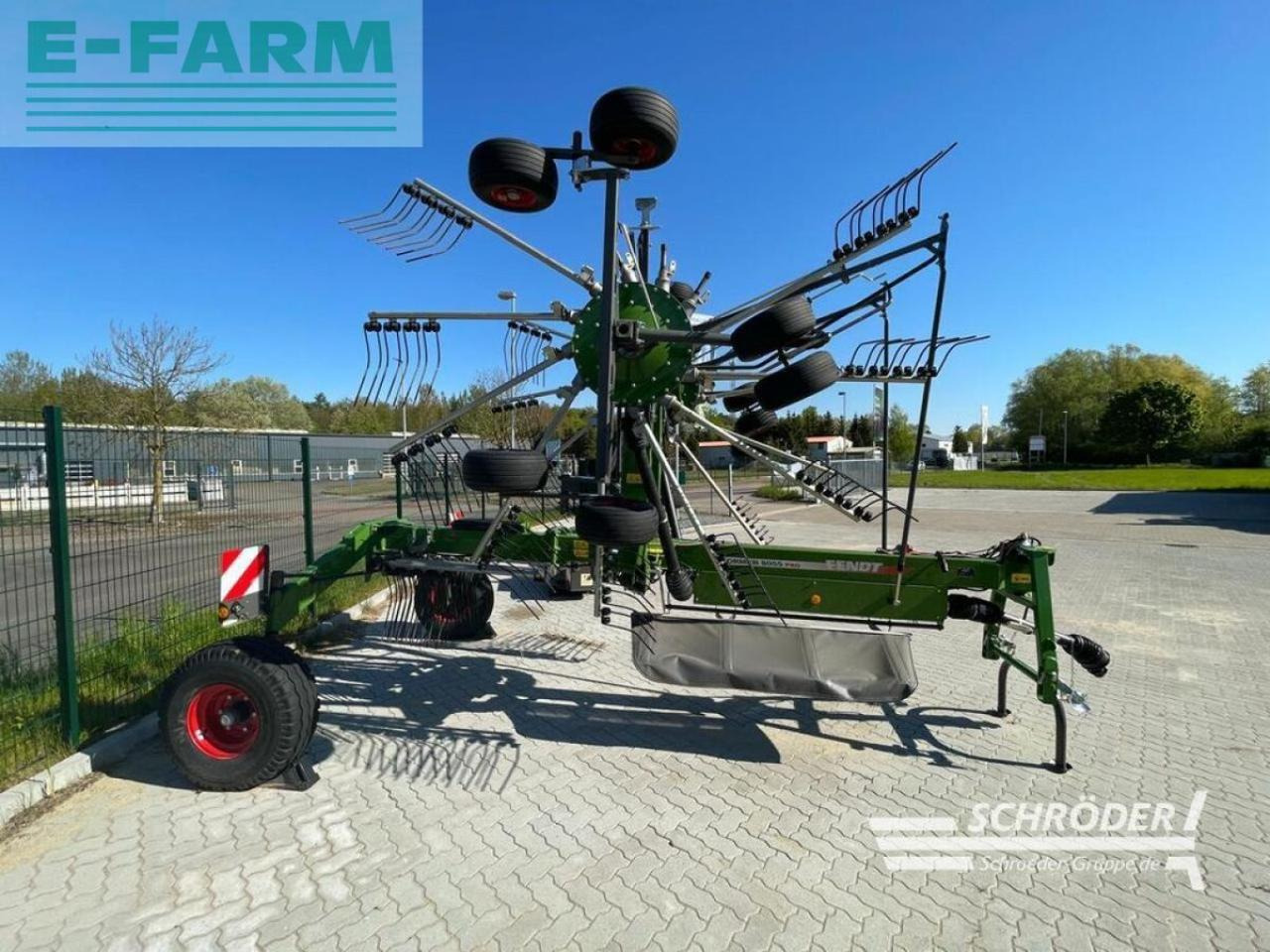 Fendt former 8055 pro - Voltafieno: foto 4 Fendt former 8055 pro - Voltafieno: foto 4