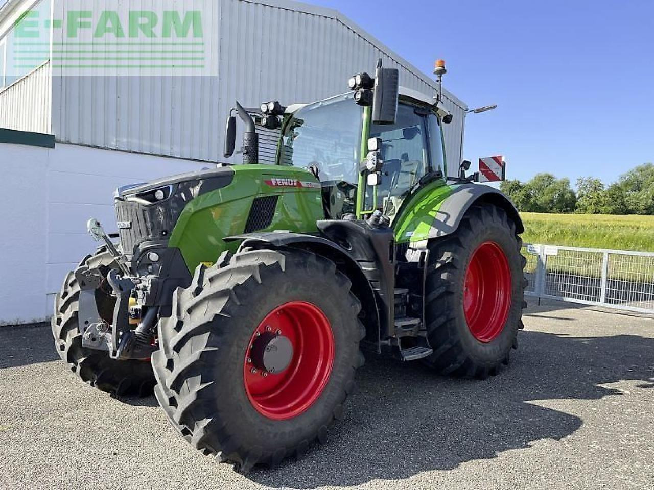 Fendt traktor fendt 728 vario gen7 - Trattore: foto 1 Fendt traktor fendt 728 vario gen7 - Trattore: foto 1