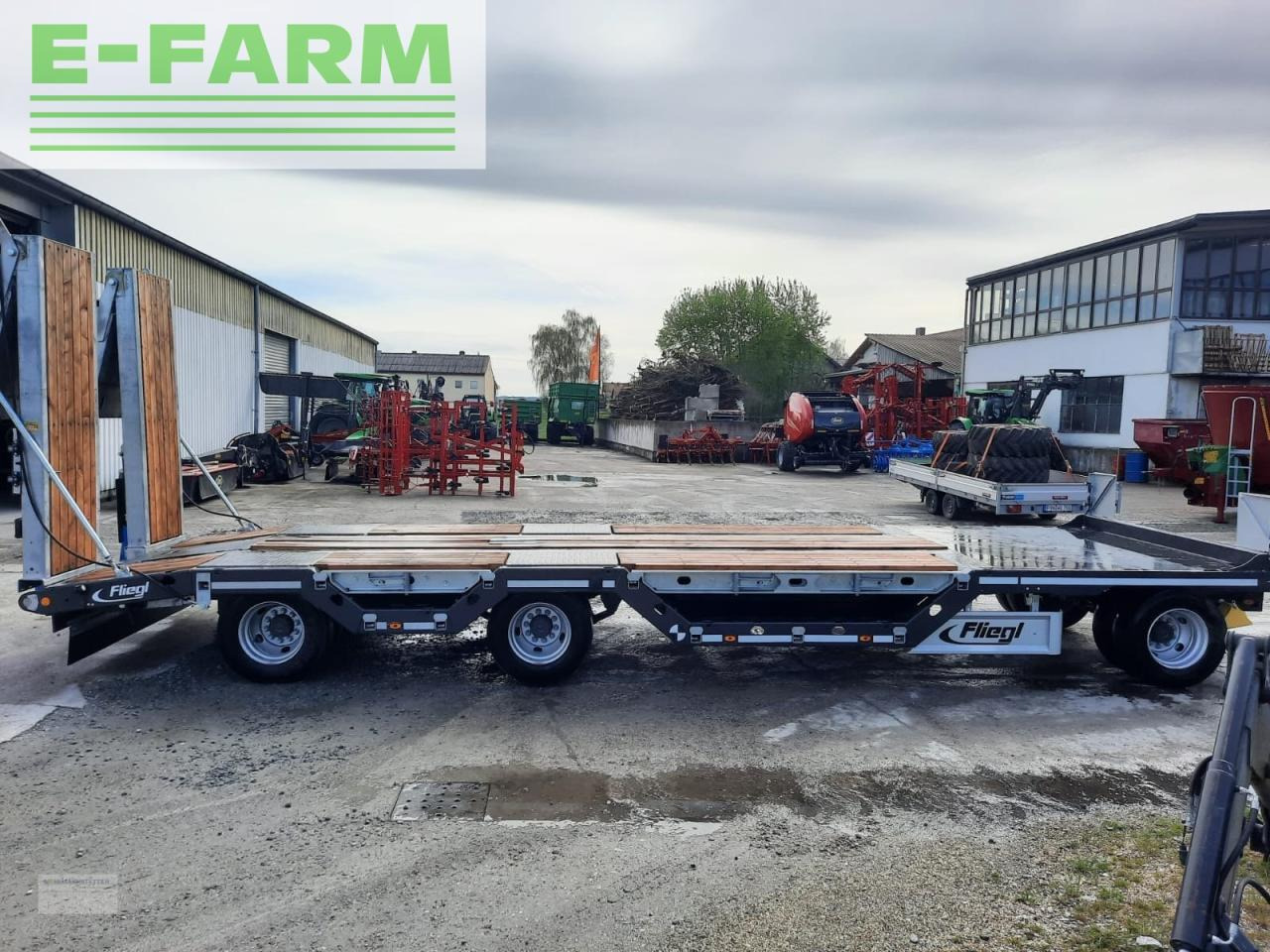 Fliegl dts 300 - Rimorchio pianale ribassato: foto 5 Fliegl dts 300 - Rimorchio pianale ribassato: foto 5