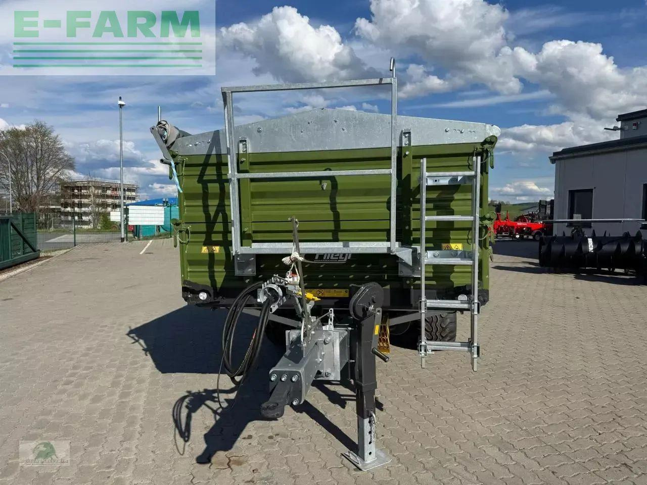 Fliegl tdk 100vr fox tandem - Rimorchio a cassone agricolo: foto 3 Fliegl tdk 100vr fox tandem - Rimorchio a cassone agricolo: foto 3
