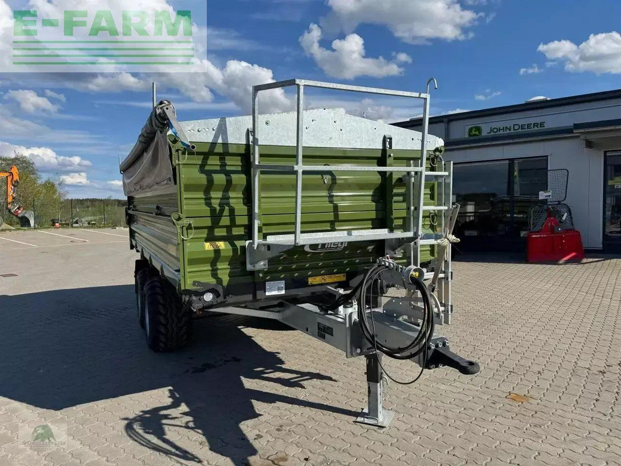 Fliegl tdk 100vr fox tandem - Rimorchio a cassone agricolo: foto 4 Fliegl tdk 100vr fox tandem - Rimorchio a cassone agricolo: foto 4