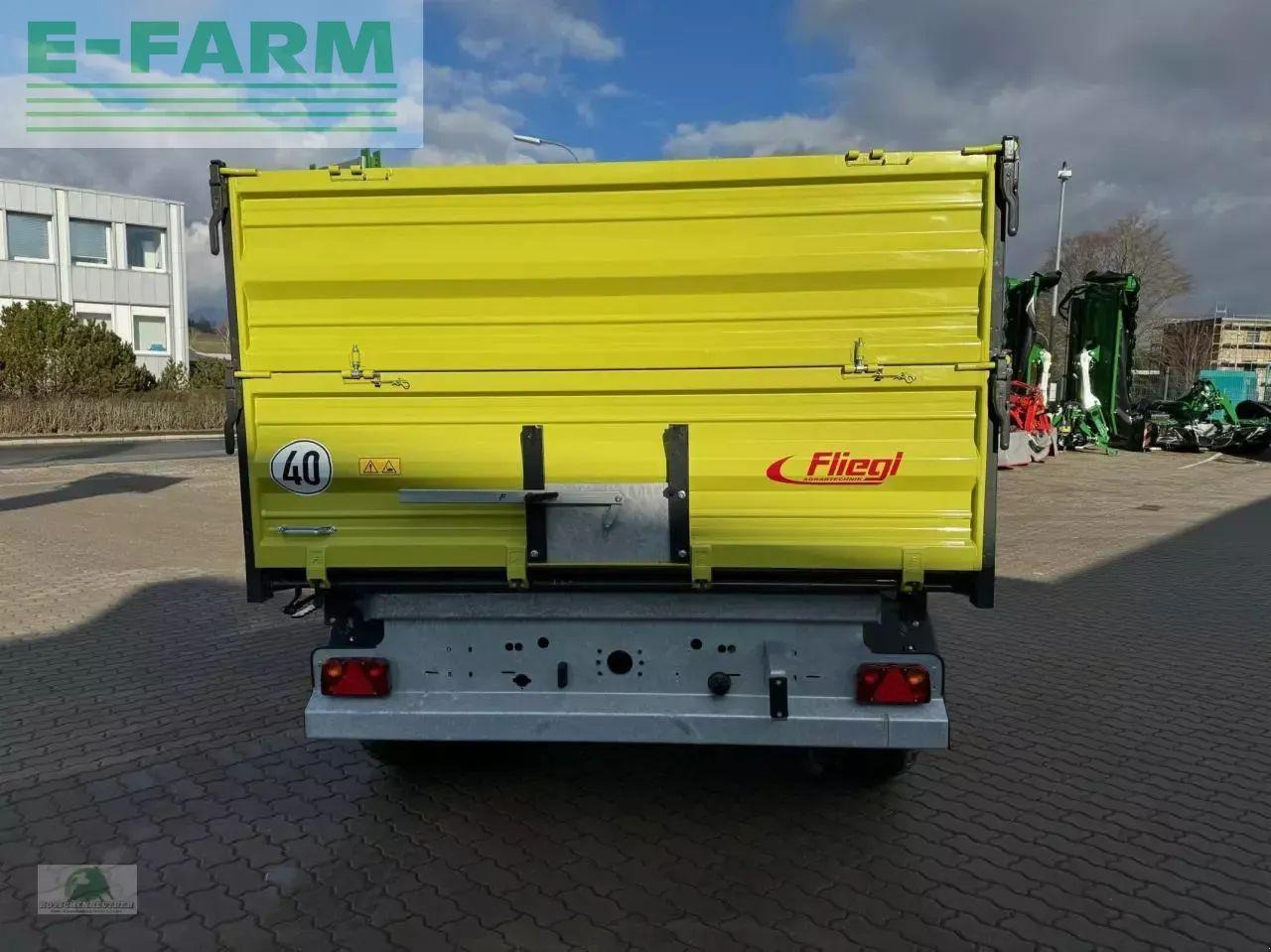 Fliegl tdk 110-88 - Rimorchio a cassone agricolo: foto 4 Fliegl tdk 110-88 - Rimorchio a cassone agricolo: foto 4
