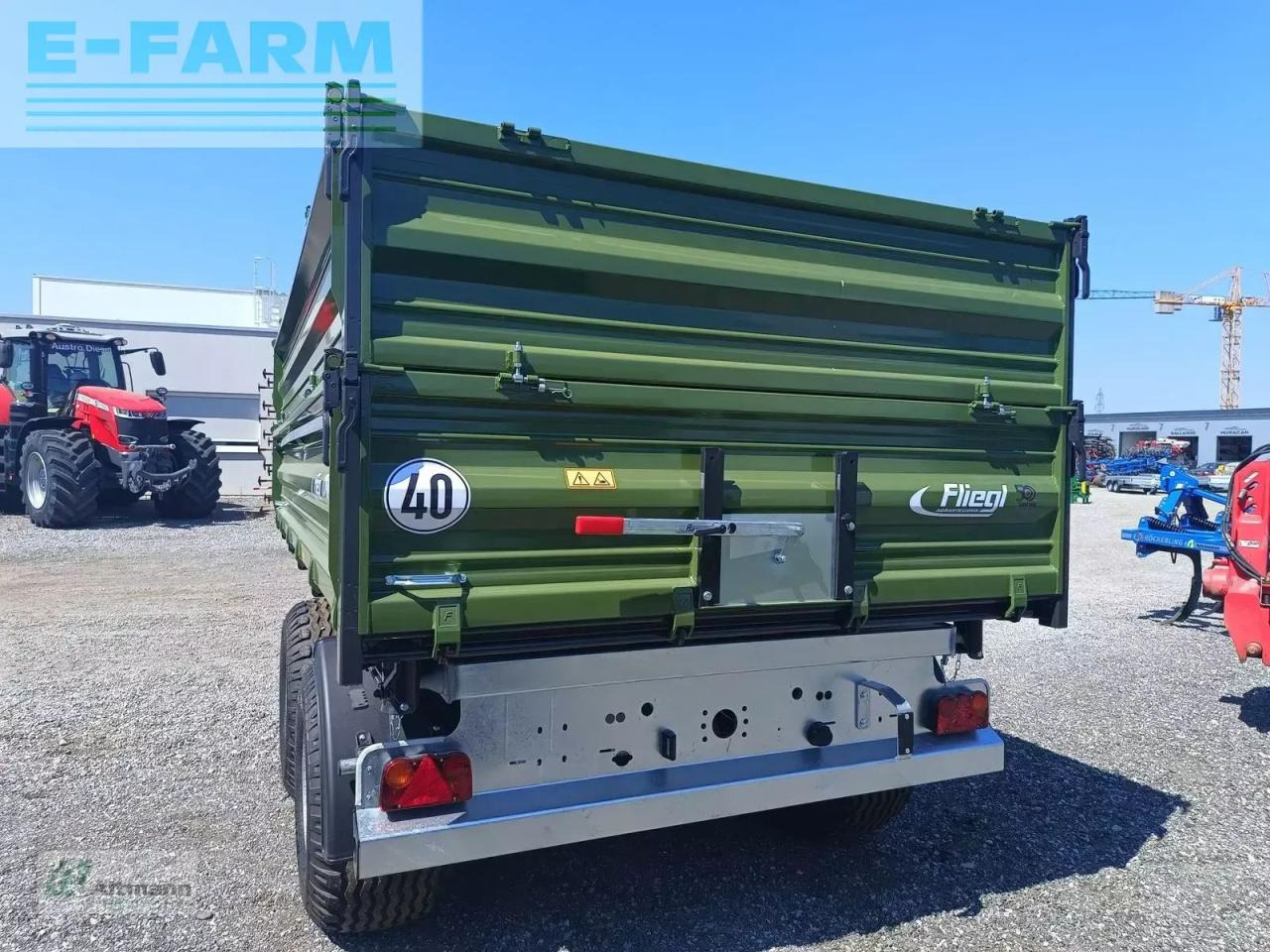 Fliegl tdk140 fox - Rimorchio a cassone agricolo: foto 5 Fliegl tdk140 fox - Rimorchio a cassone agricolo: foto 5