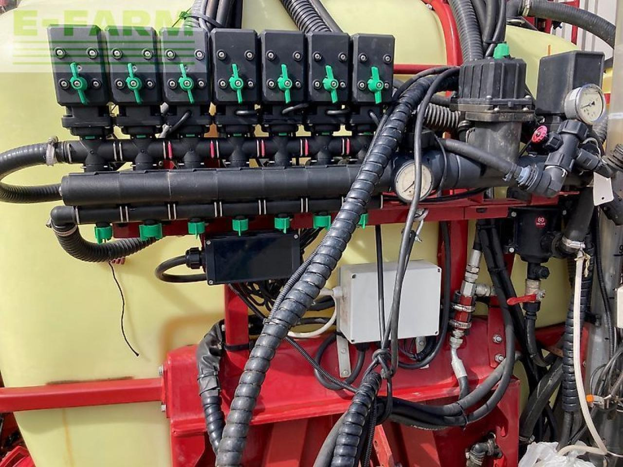 Hardi master plus 18m twin stream - Polverizzatore trainato: foto 4 Hardi master plus 18m twin stream - Polverizzatore trainato: foto 4