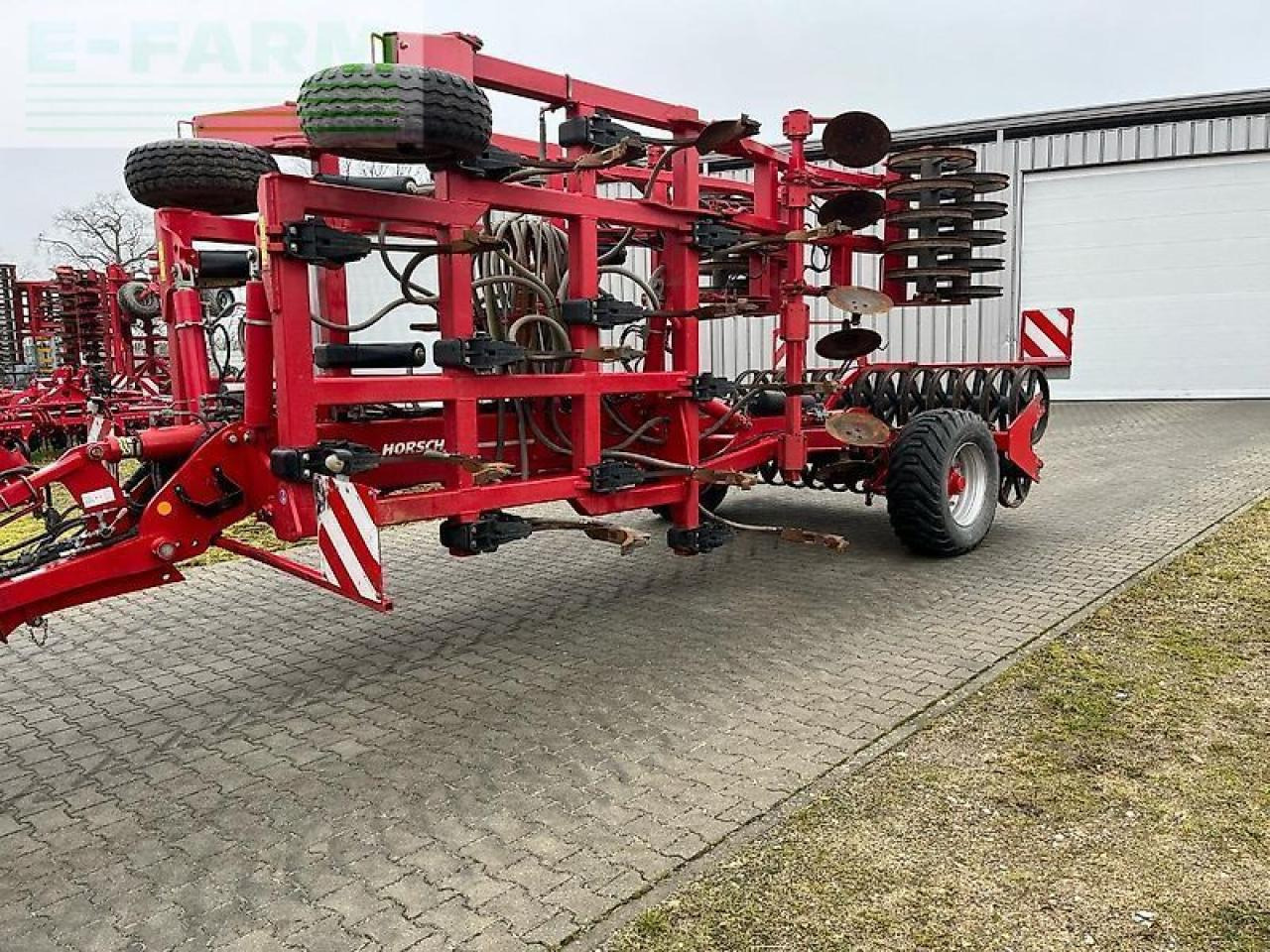 Horsch tiger 5 as - Coltivatore: foto 1 Horsch tiger 5 as - Coltivatore: foto 1
