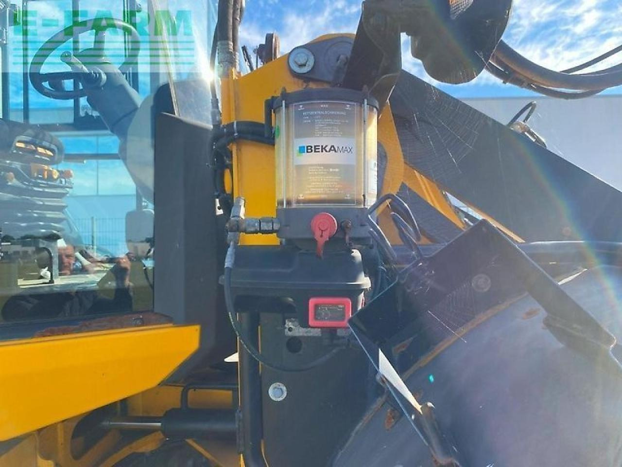 JCB 419s agri super high lift - Miniescavatore: foto 4 JCB 419s agri super high lift - Miniescavatore: foto 4