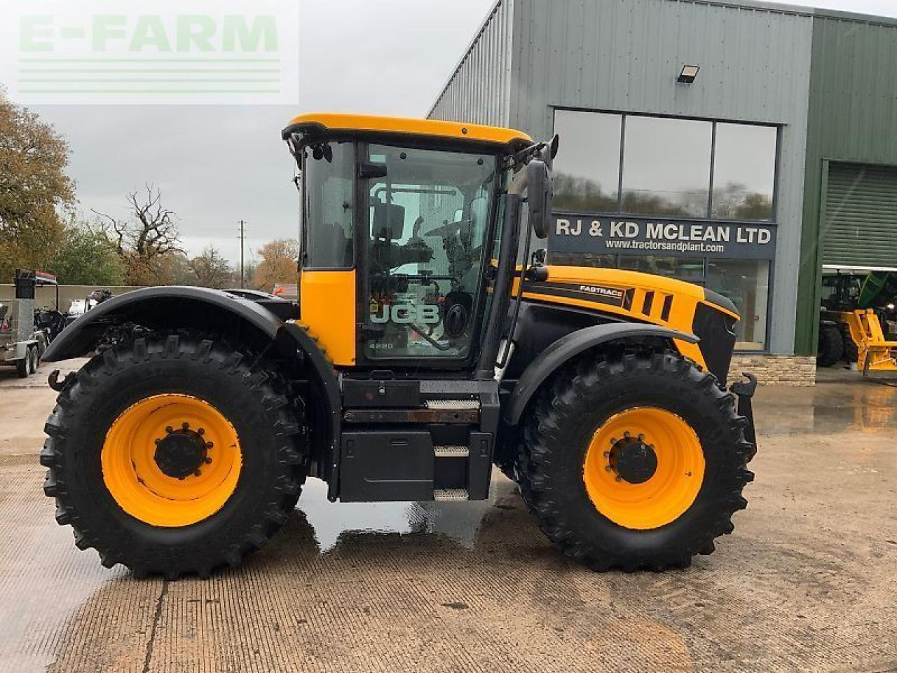 JCB 4220 fastrac tractor (st24701) - Trattore: foto 1 JCB 4220 fastrac tractor (st24701) - Trattore: foto 1