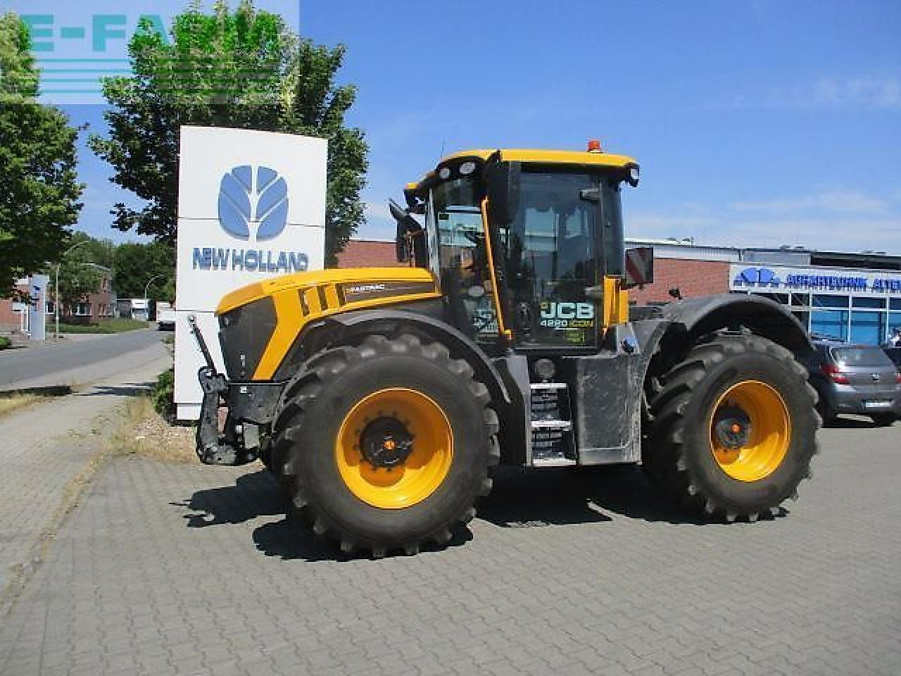 JCB 4220 icon - Trattore: foto 1 JCB 4220 icon - Trattore: foto 1