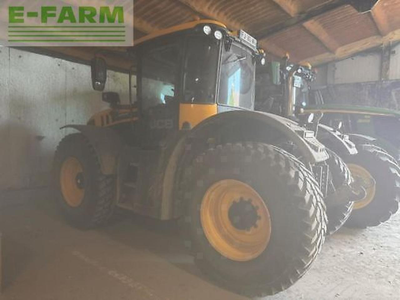 JCB fastrac 4220 - Trattore: foto 2 JCB fastrac 4220 - Trattore: foto 2