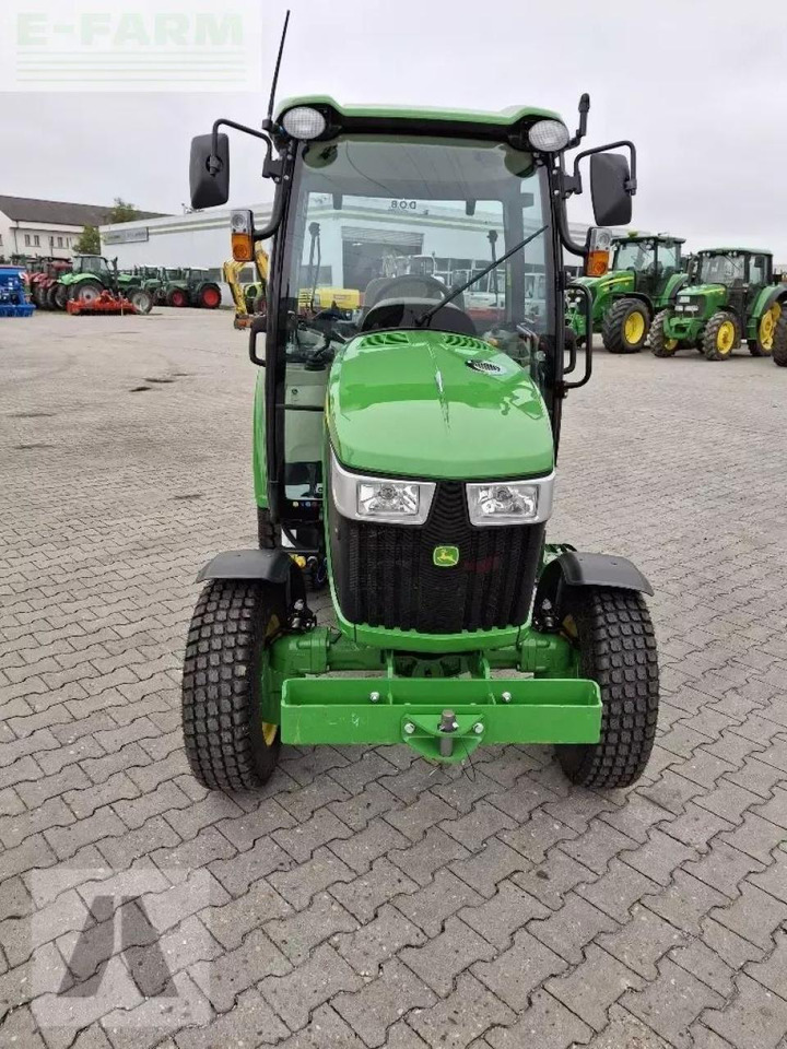 John Deere 3046r - Trattore: foto 2 John Deere 3046r - Trattore: foto 2