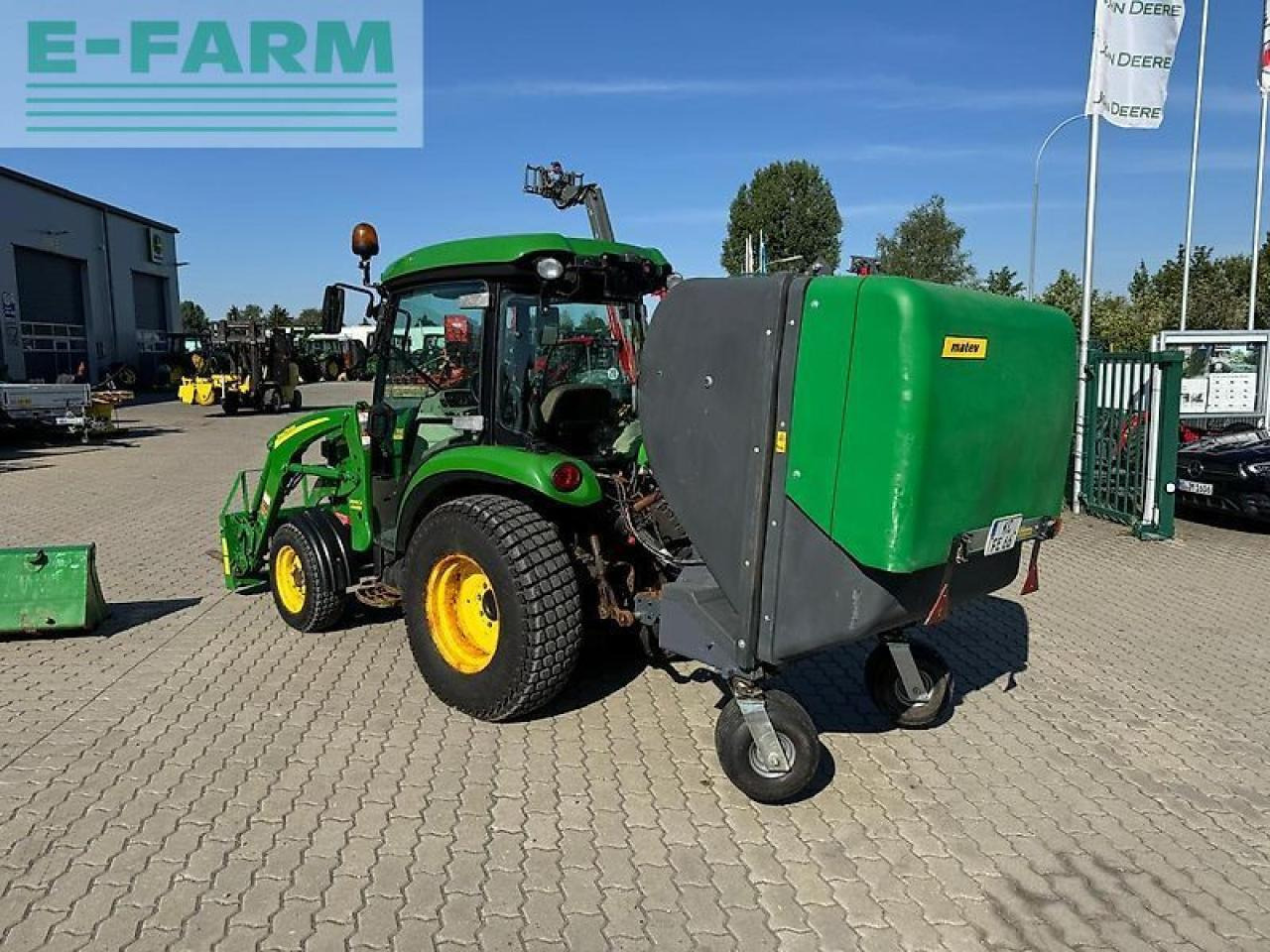 John Deere 3720 - Trattore: foto 3 John Deere 3720 - Trattore: foto 3