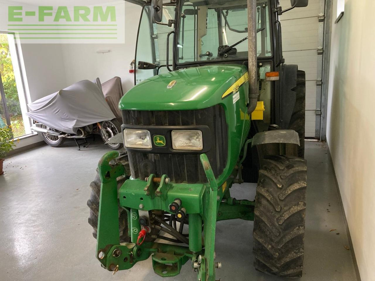 John Deere 5515F - Trattore: foto 1 John Deere 5515F - Trattore: foto 1