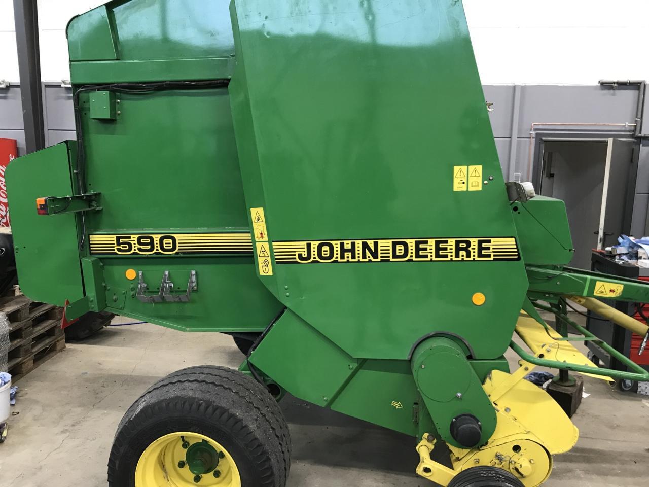 John Deere 590 - Pressa quadra: foto 5 John Deere 590 - Pressa quadra: foto 5