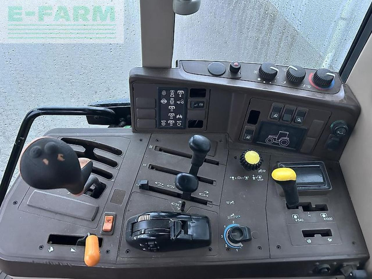 John Deere 6110 - Trattore: foto 3 John Deere 6110 - Trattore: foto 3
