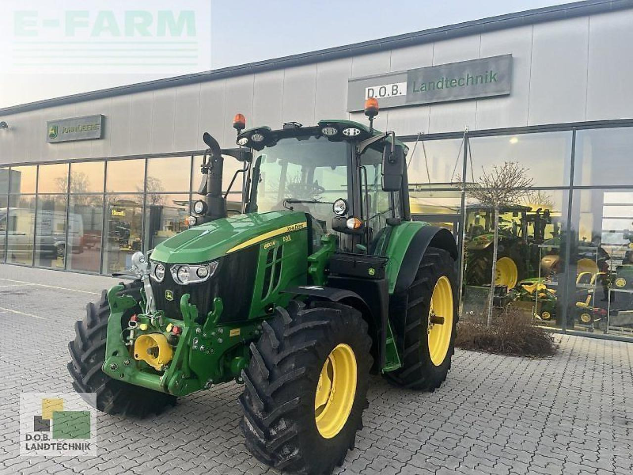 John Deere 6110m - Trattore: foto 1 John Deere 6110m - Trattore: foto 1