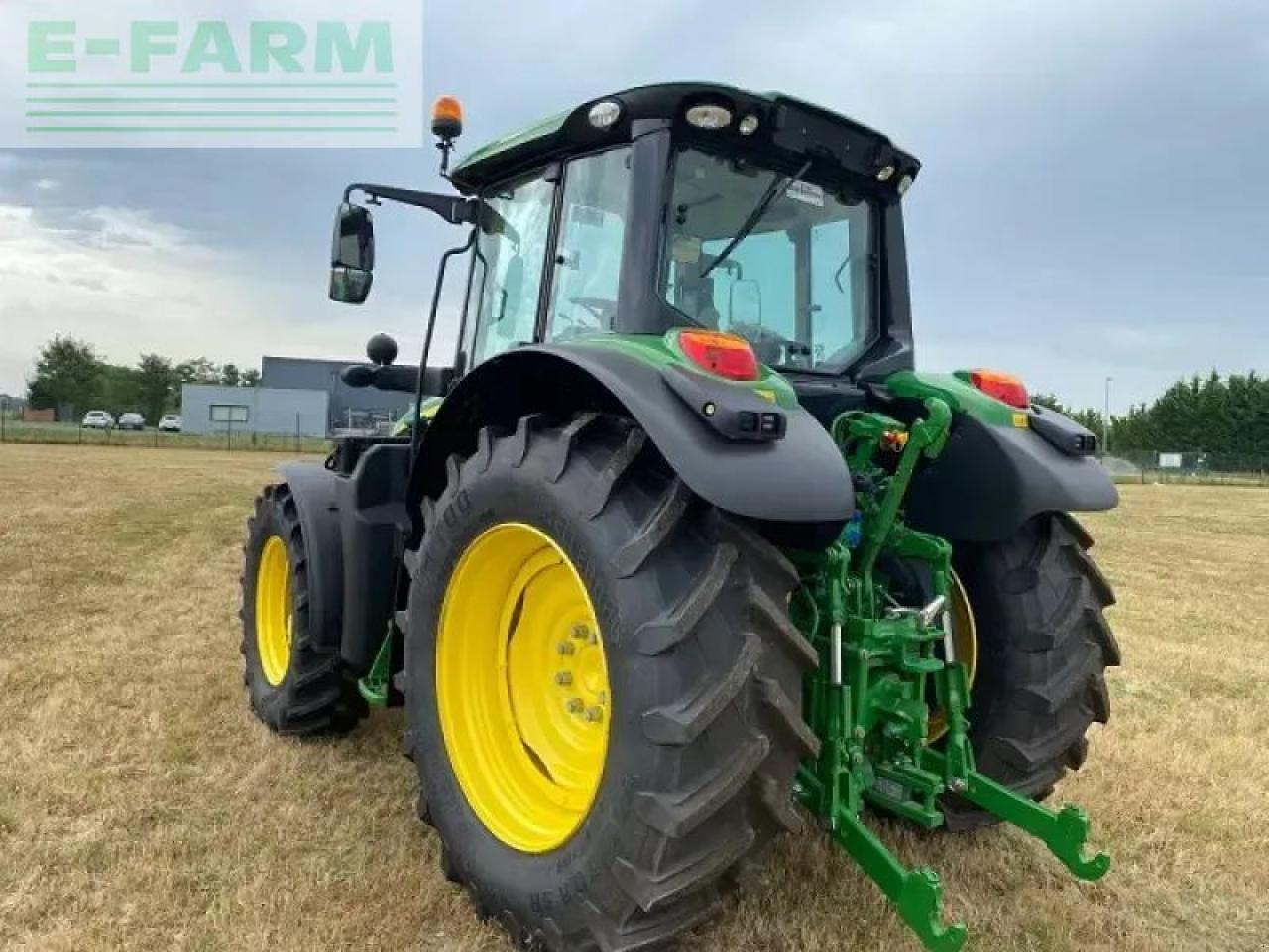 Trattore John Deere 6110m: foto 8
