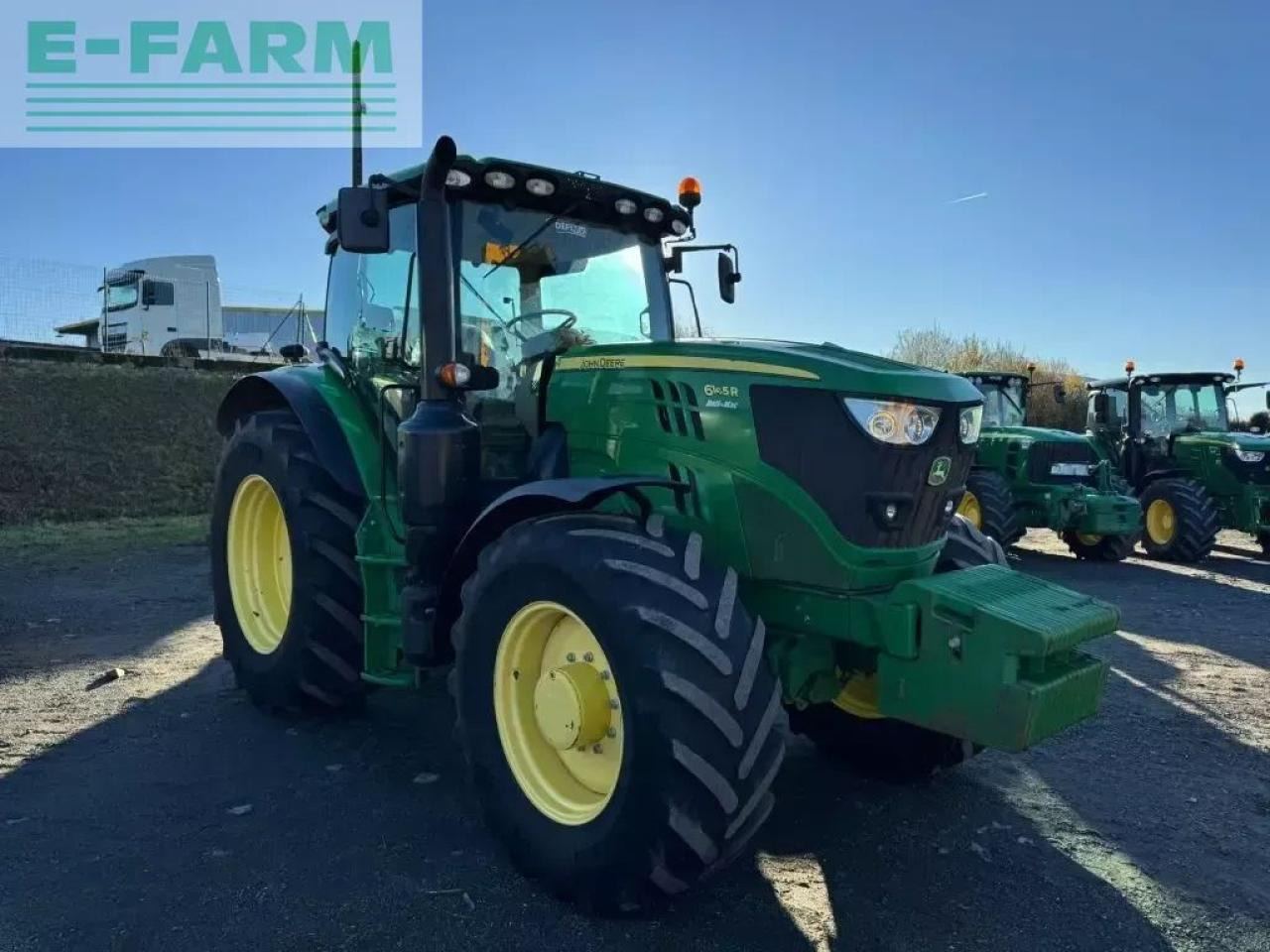 John Deere 6145 r autoquad destockage - Trattore: foto 1 John Deere 6145 r autoquad destockage - Trattore: foto 1