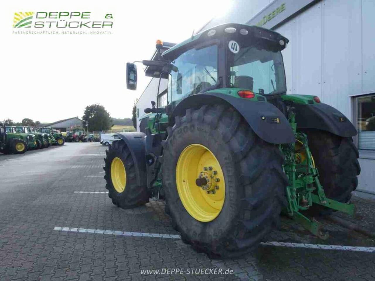 John Deere 6215r - Trattore: foto 4 John Deere 6215r - Trattore: foto 4