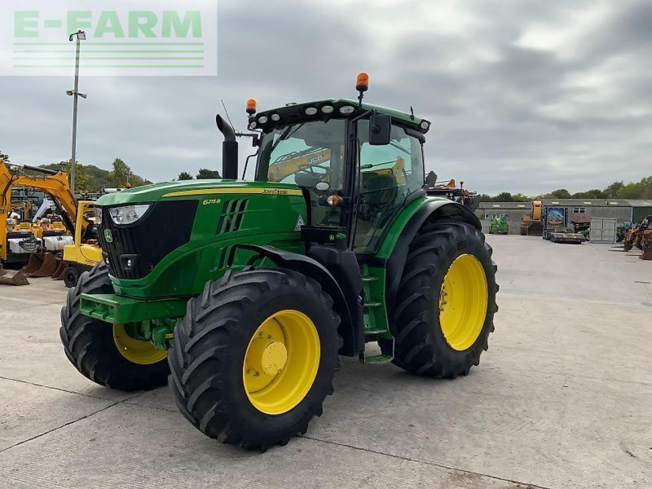 John Deere 6215r tractor (st24428) - Trattore: foto 5 John Deere 6215r tractor (st24428) - Trattore: foto 5