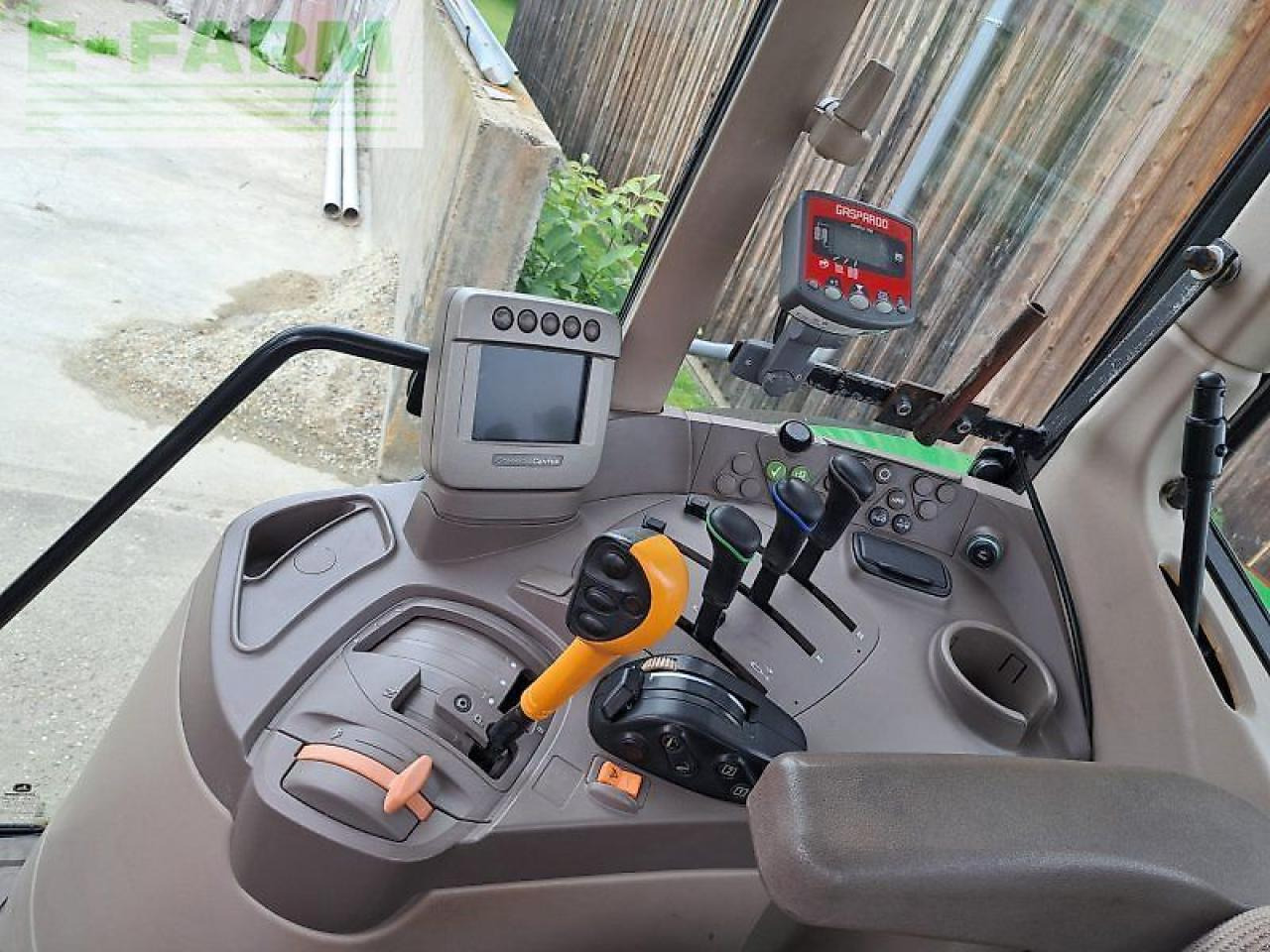 John Deere 6230 premium - Trattore: foto 5 John Deere 6230 premium - Trattore: foto 5