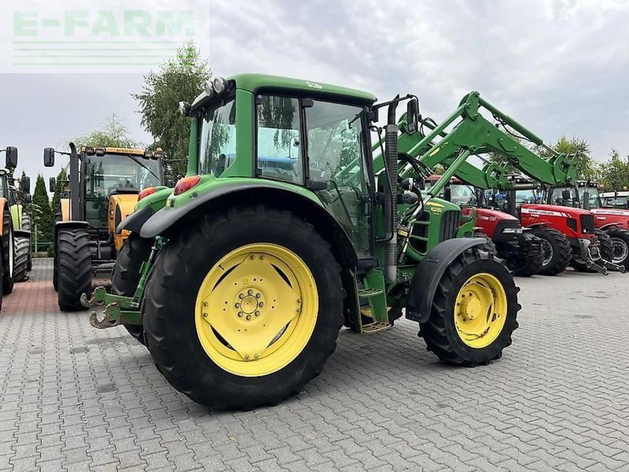John Deere 6230 premium tls + john deere 653 - Trattore: foto 5 John Deere 6230 premium tls + john deere 653 - Trattore: foto 5