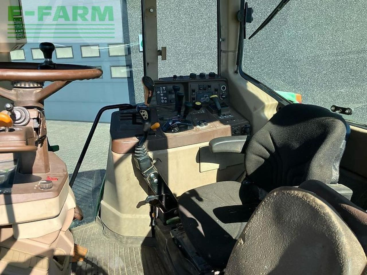 John Deere 6810 - Trattore: foto 3 John Deere 6810 - Trattore: foto 3