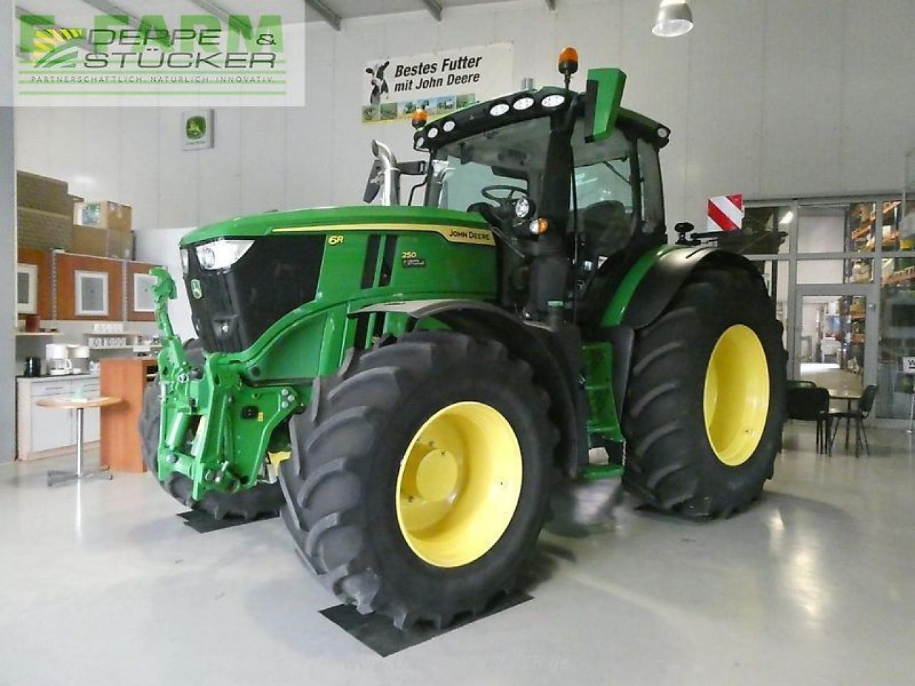 John Deere 6r 250 - Trattore: foto 1 John Deere 6r 250 - Trattore: foto 1