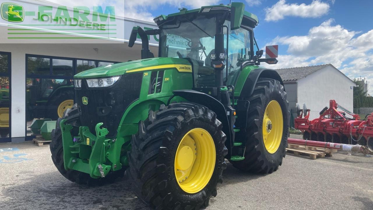 John Deere 7R 330 - Trattore: foto 1 John Deere 7R 330 - Trattore: foto 1