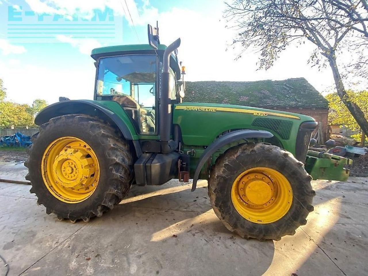 John Deere 8320 - Trattore: foto 3 John Deere 8320 - Trattore: foto 3