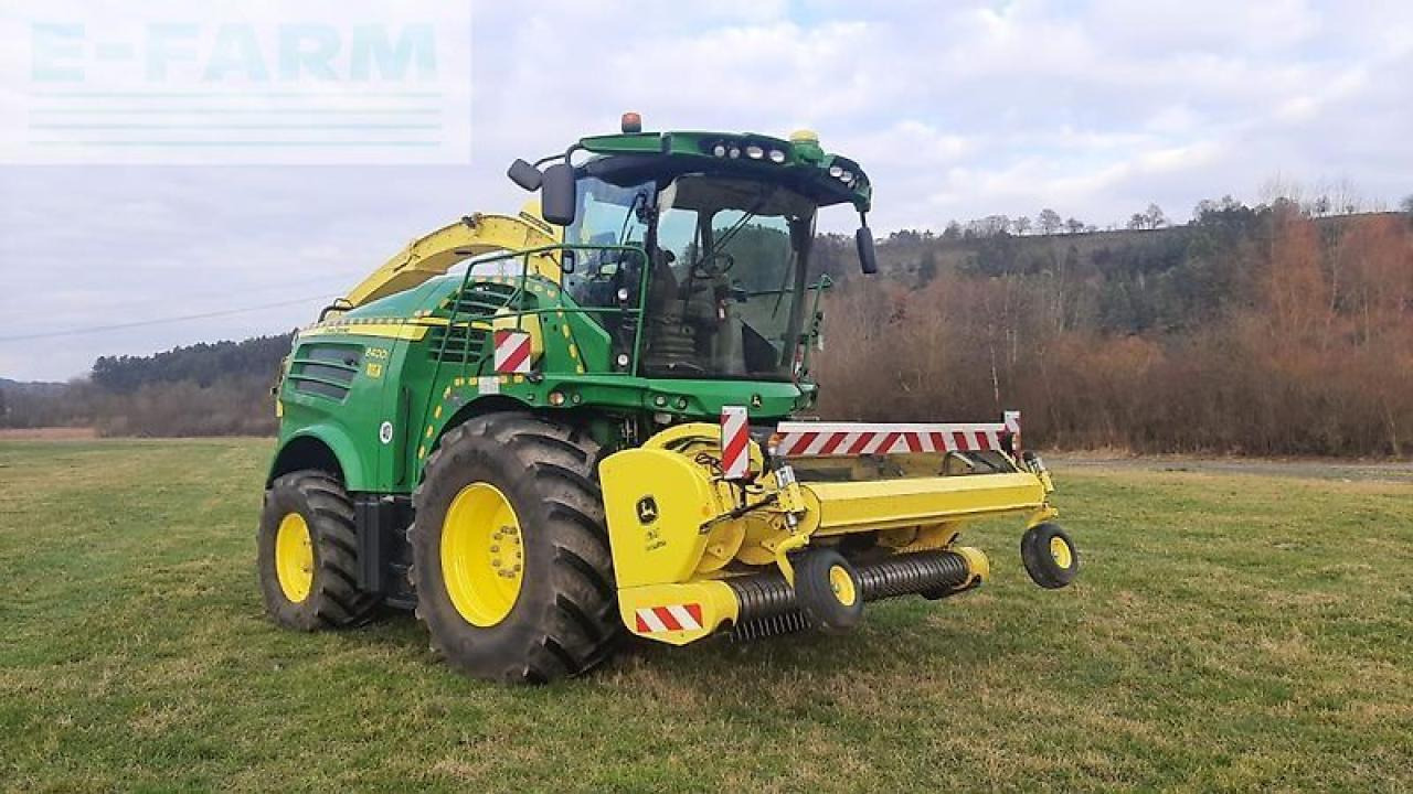 John Deere 8400 - Trincia: foto 1 John Deere 8400 - Trincia: foto 1