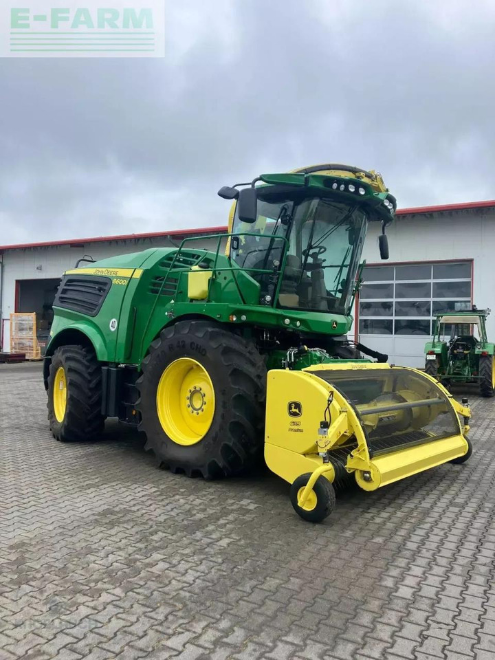 John Deere 8600i - Trincia: foto 1 John Deere 8600i - Trincia: foto 1