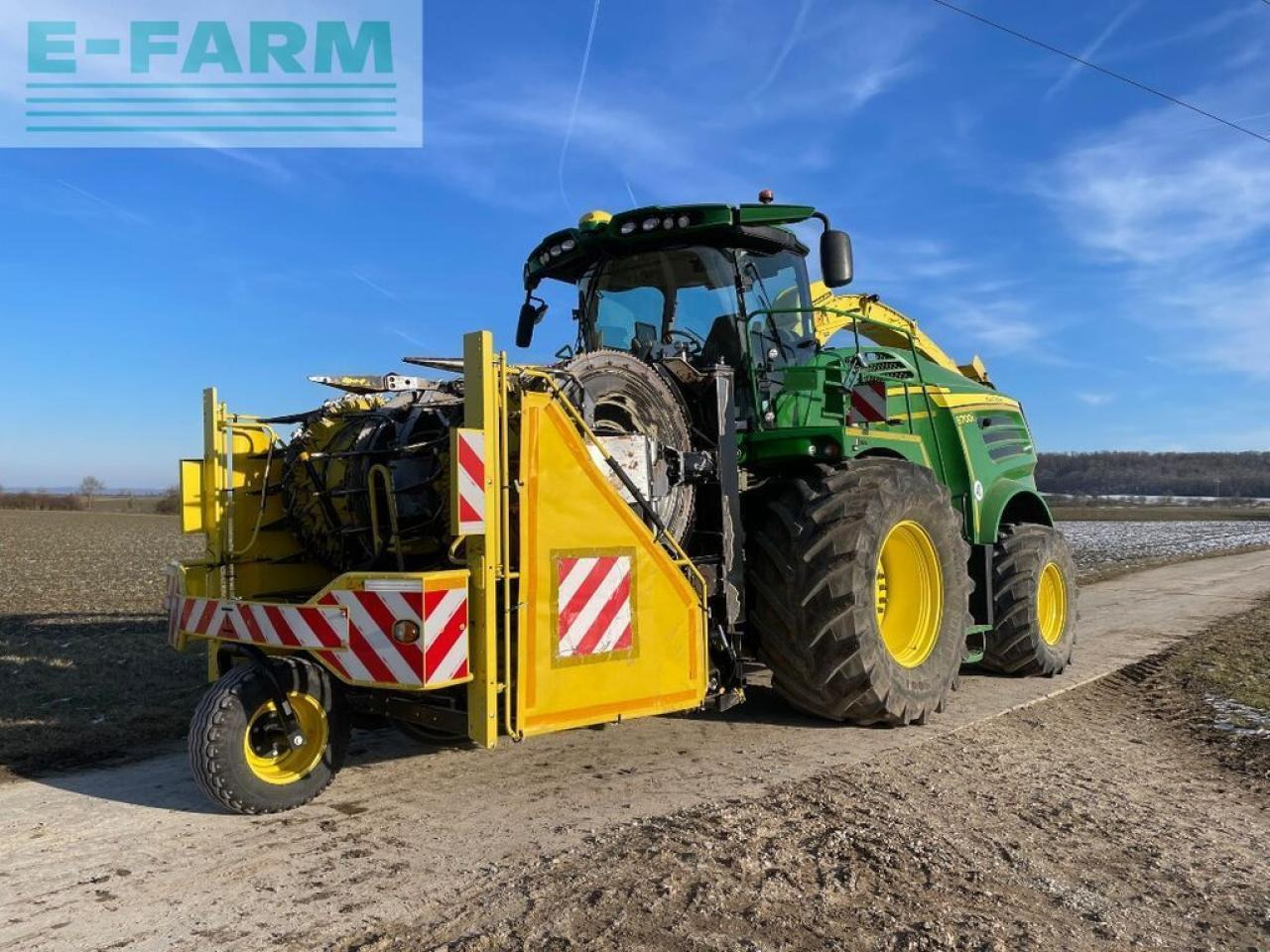 John Deere 8700i - Trincia: foto 1 John Deere 8700i - Trincia: foto 1